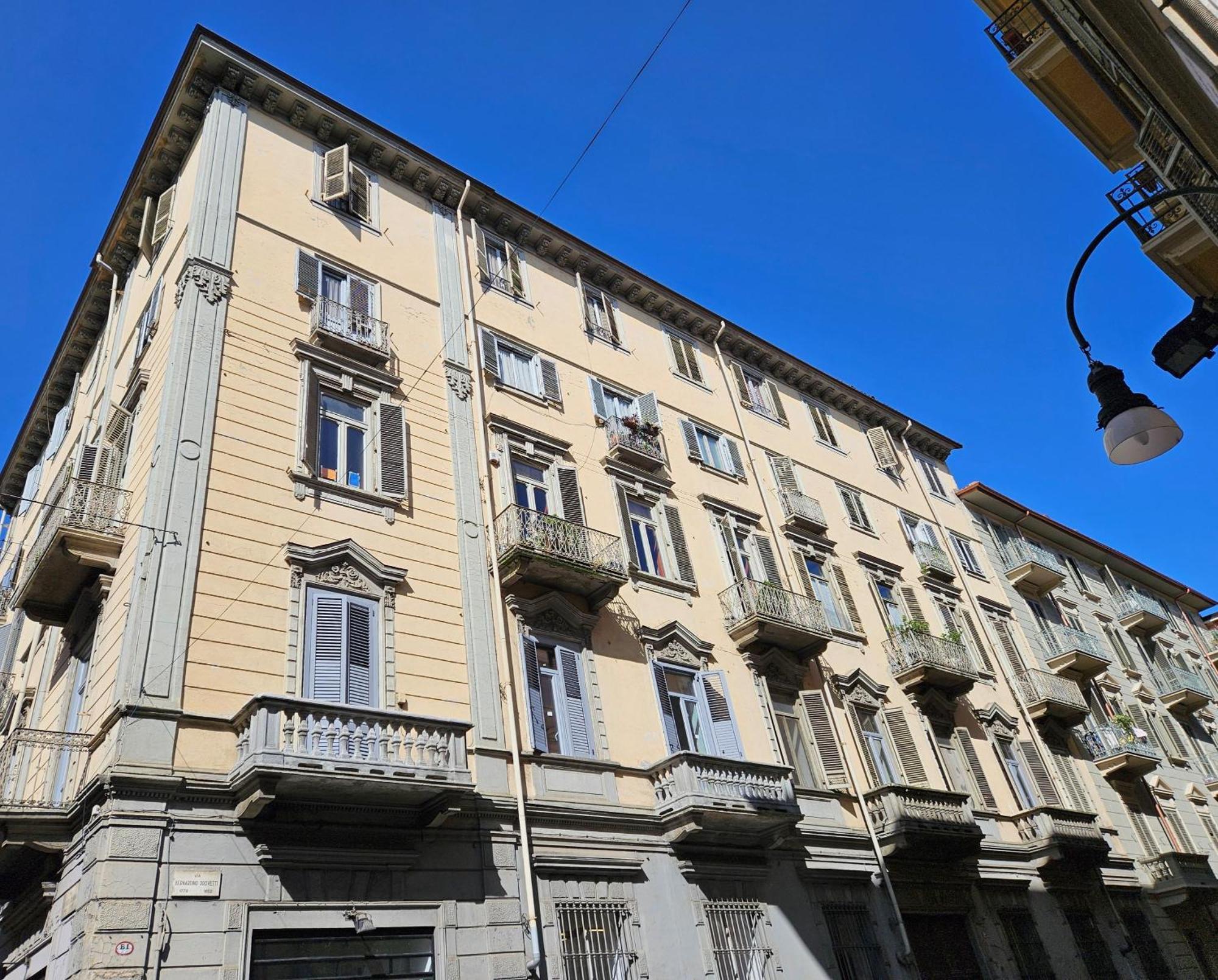 Al 26 Di Tache Apartment Turin Ngoại thất bức ảnh