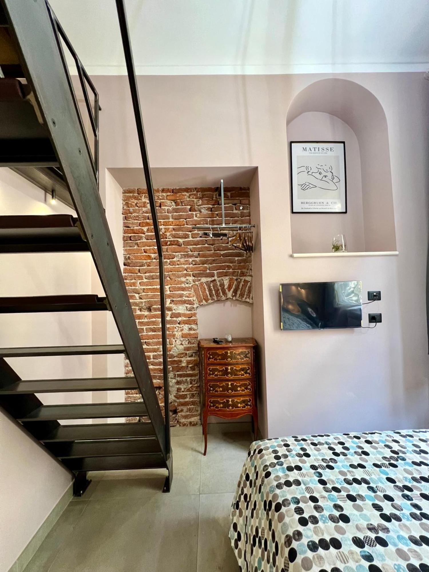 Al 26 Di Tache Apartment Turin Ngoại thất bức ảnh