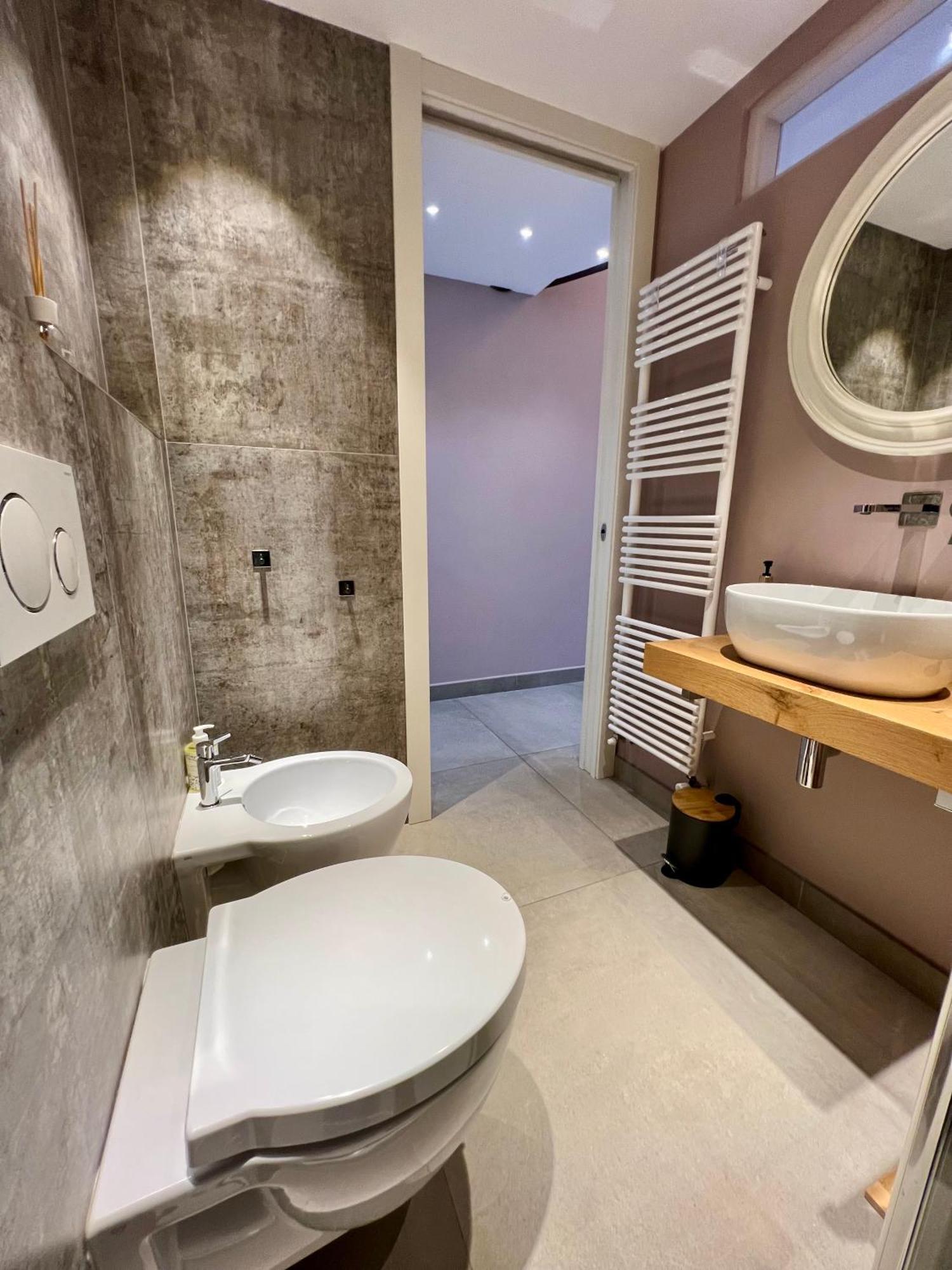 Al 26 Di Tache Apartment Turin Ngoại thất bức ảnh